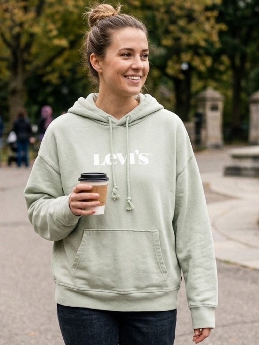 Levi’s Sage Green Cropped Boxy Logo Hoodie XL